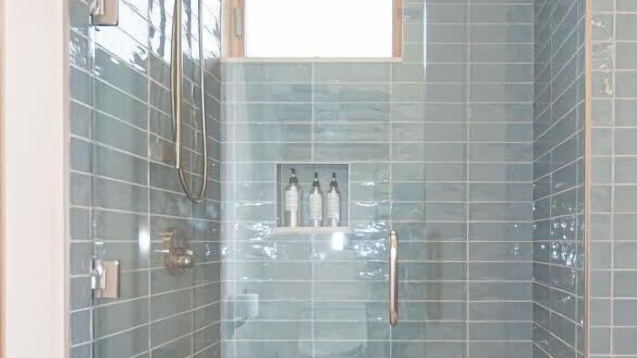 Photo of Bathroom in Salt Spring Island