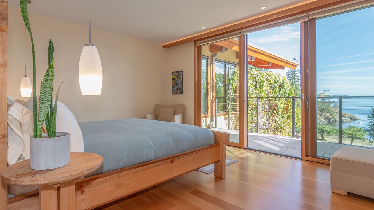 Photo of Bedroom in Salt Spring Island