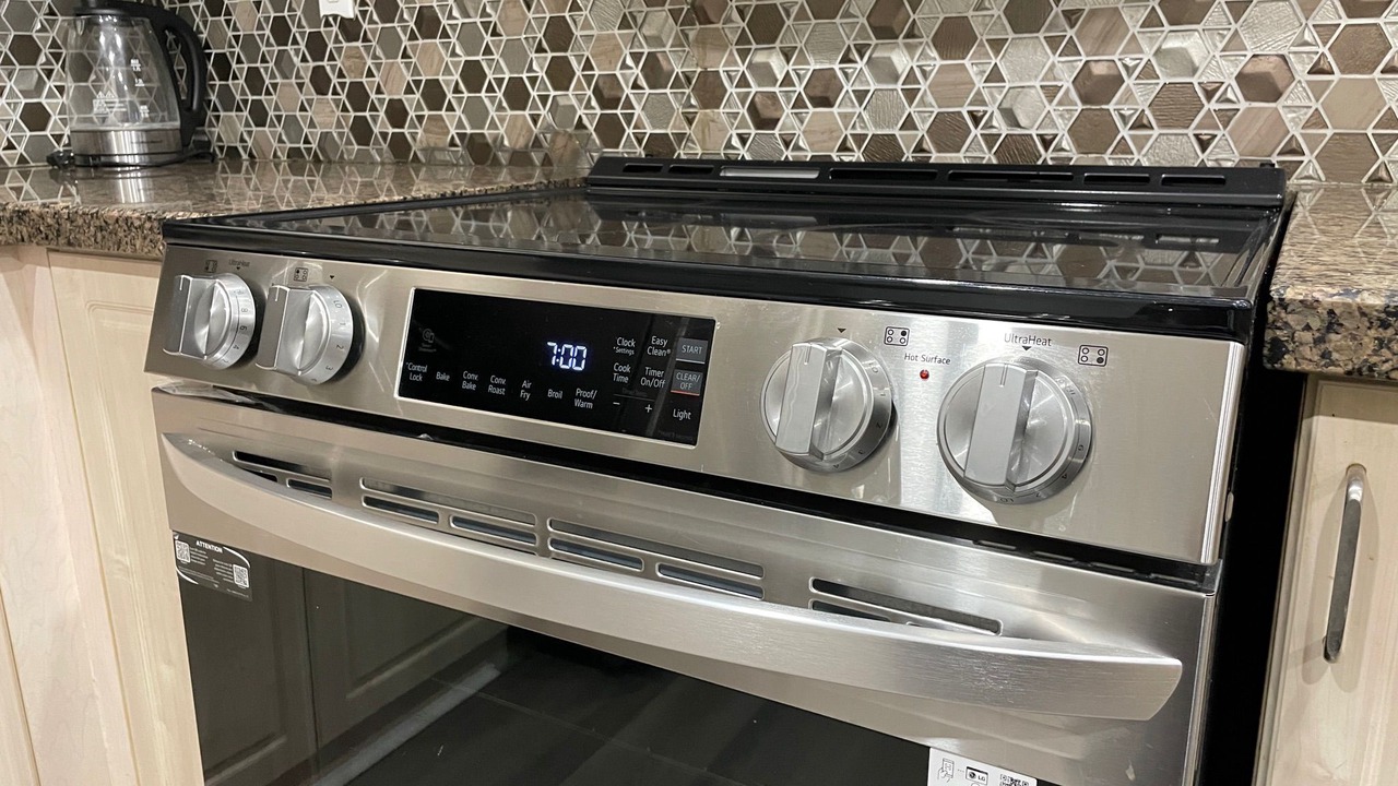 Photo of Kitchen in Churchill Meadows