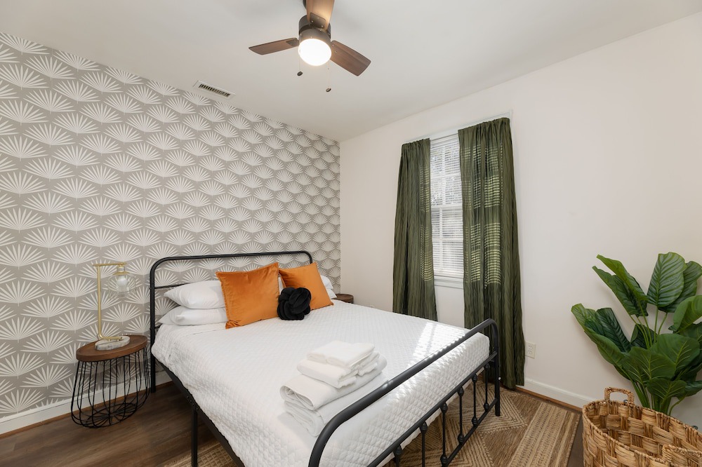 Photo of Bedroom in Rosewood