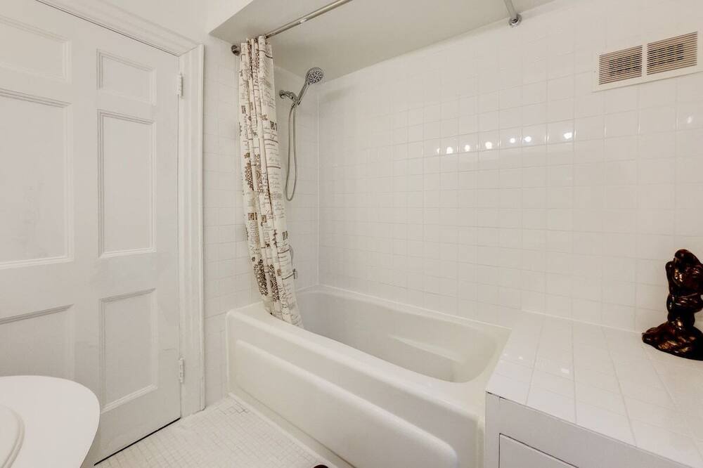 Photo of Bathroom in Midtown Toronto