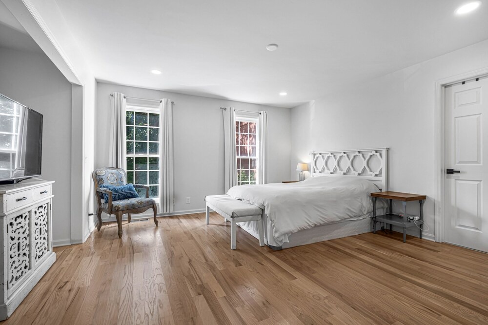 Photo of Bedroom in Bellevue