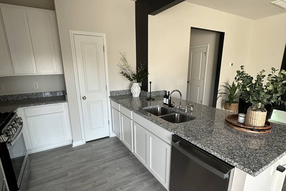 Photo of Kitchen in Huntcliff
