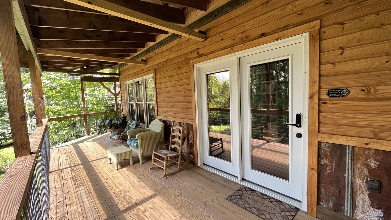 Photo of Patio Balcony in Sylva