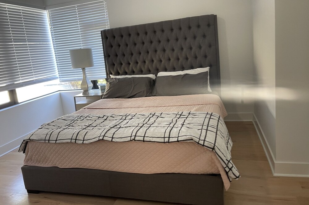 Photo of Bedroom in Sandy Springs