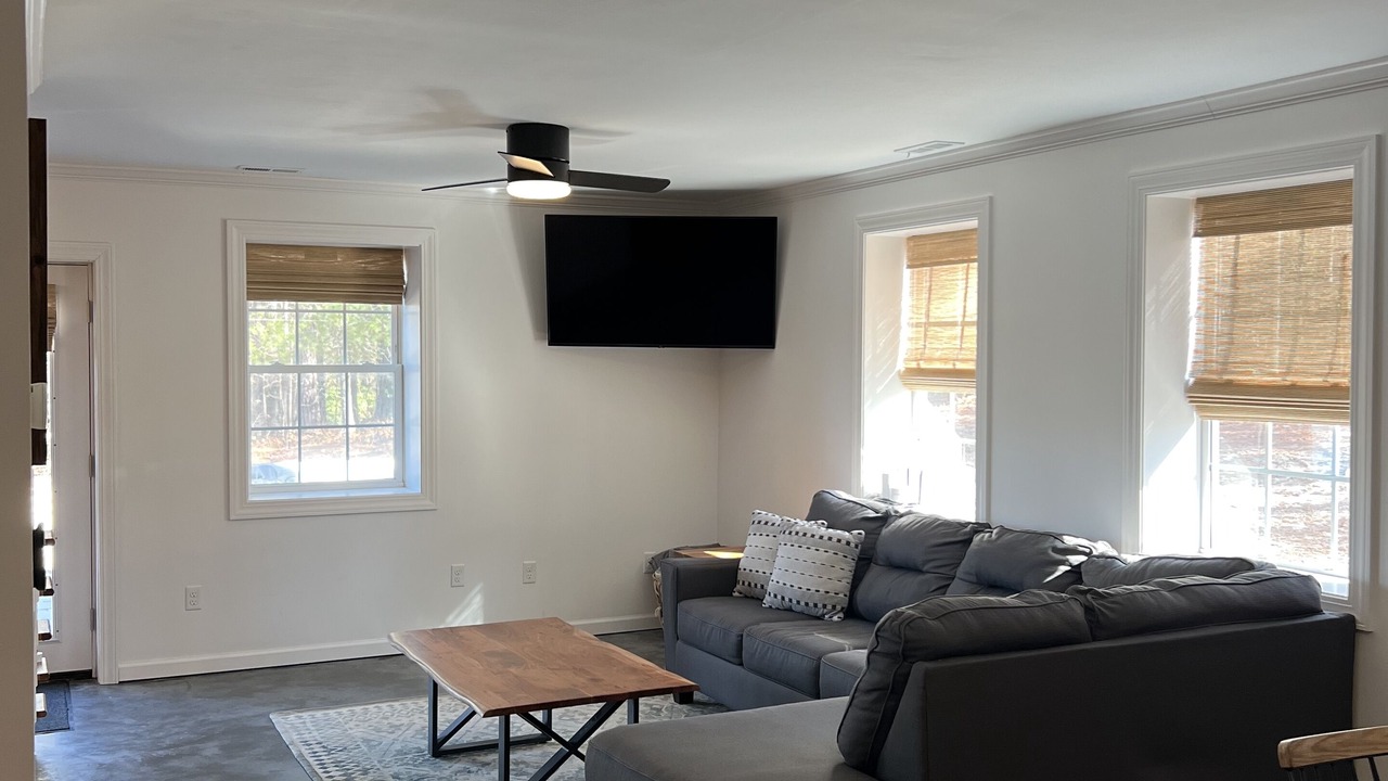 Photo of Livingroom in Ellerbe