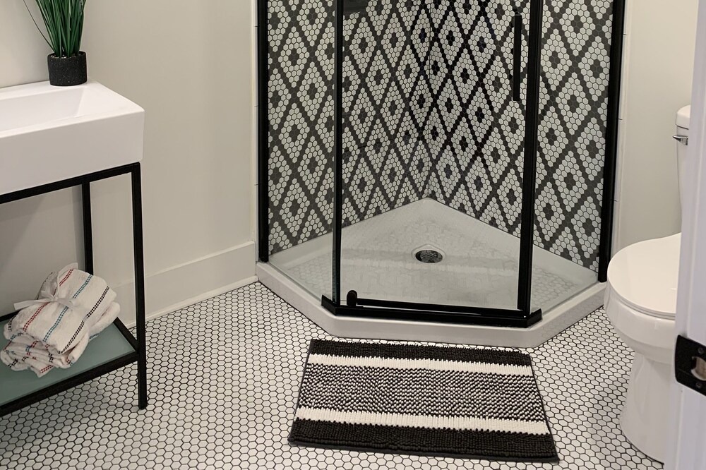 Photo of Bathroom in Seneca