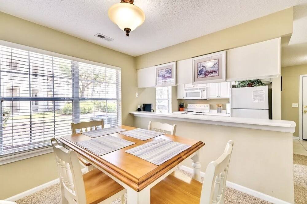 Photo of Kitchen in Waterford Plantation