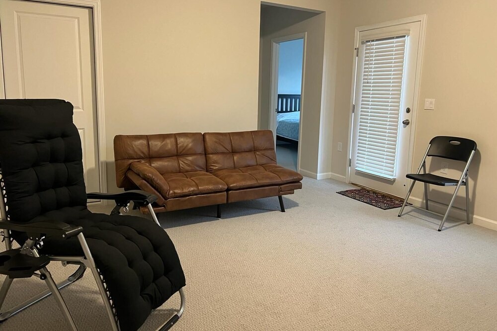 Photo of Livingroom in East Raleigh