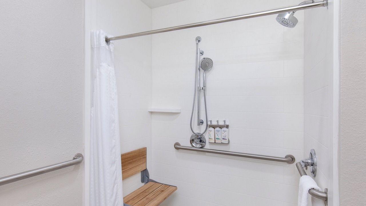 Photo of Bedroom in Hurricane Mills