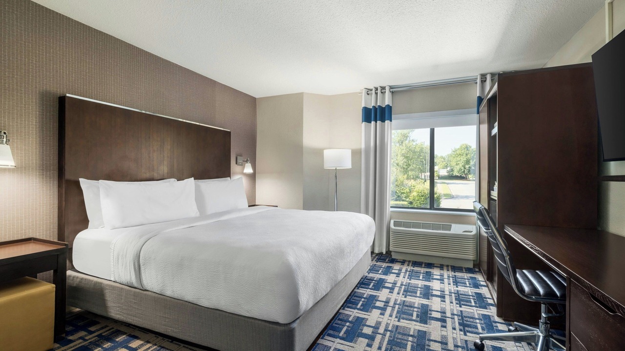 Photo of Bedroom in Huntersville