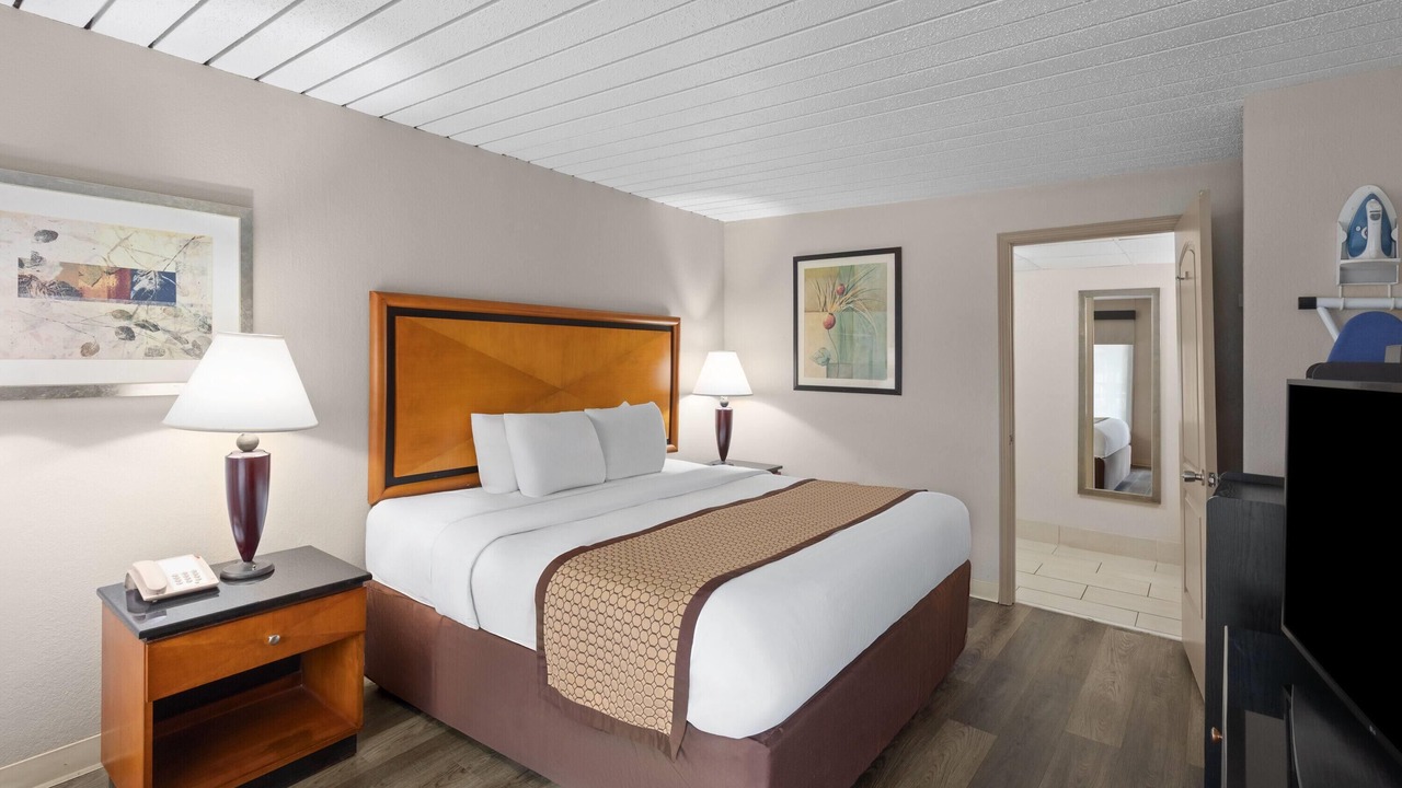 Photo of Bedroom in Knoxville