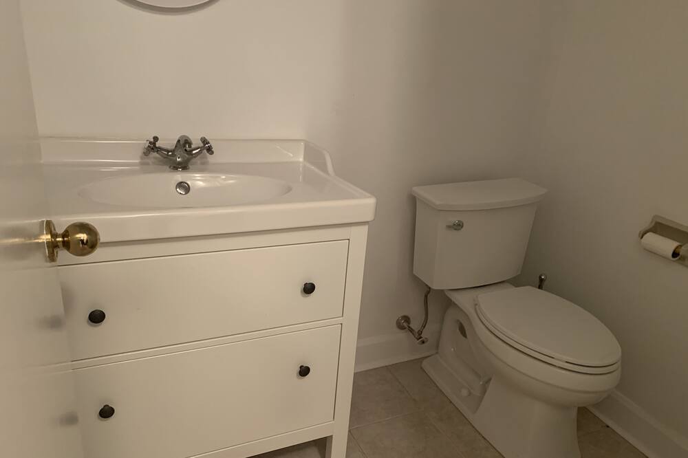 Photo of Bathroom in Midtown Toronto