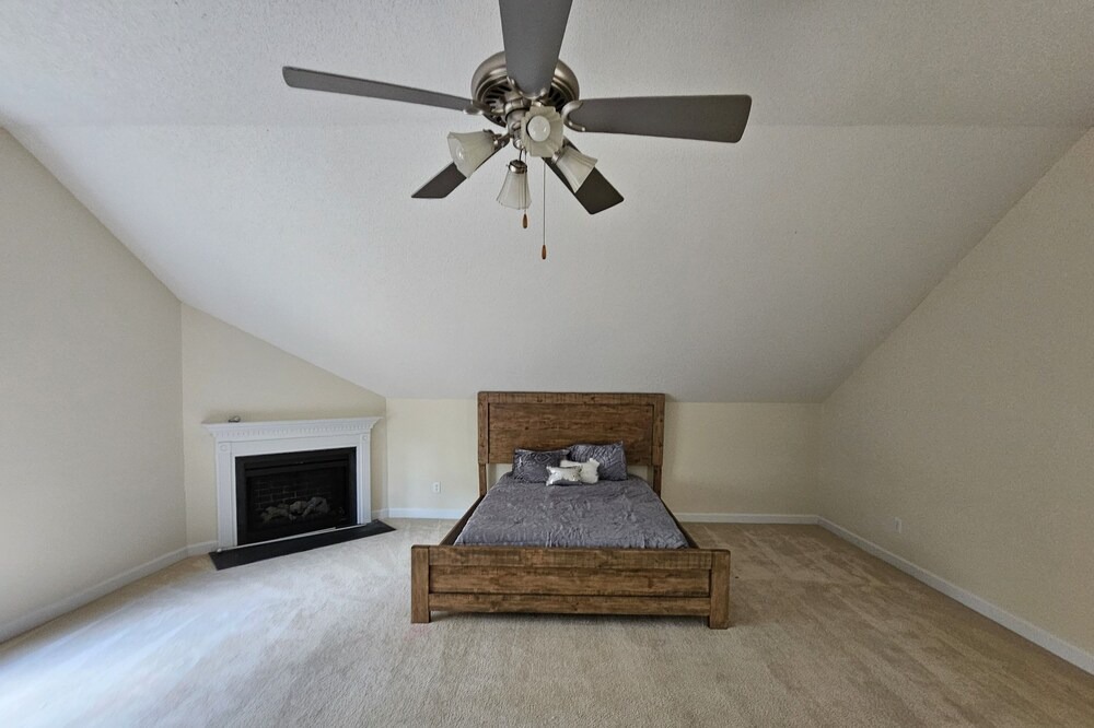 Photo of Bedroom in Olivia