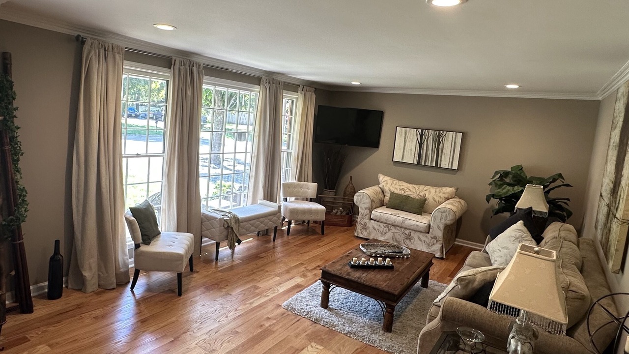 Photo of Livingroom in Bellevue
