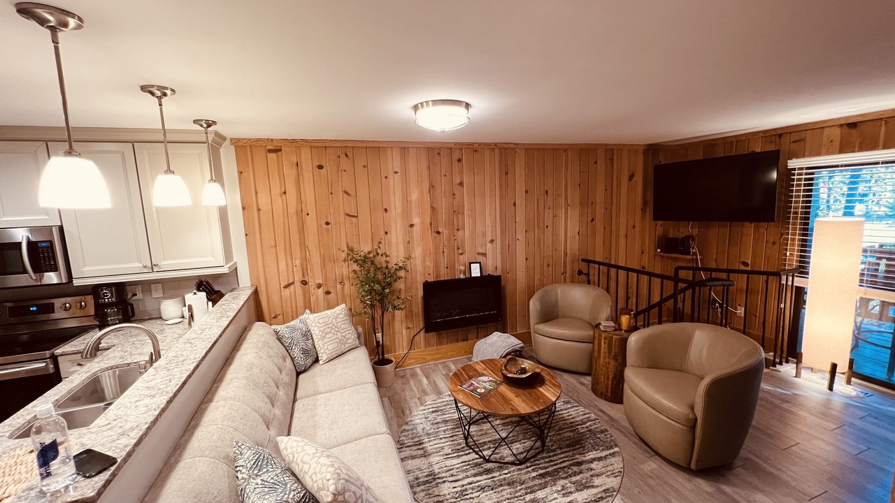 Photo of Livingroom in Salem