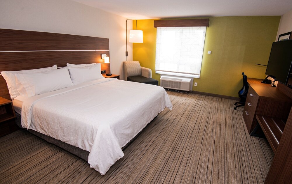 Photo of Bedroom in Hinton