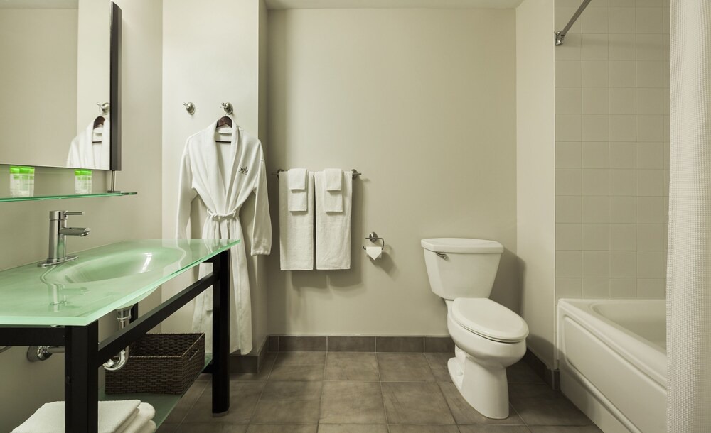 Photo of Bathroom in Saint-Eustache