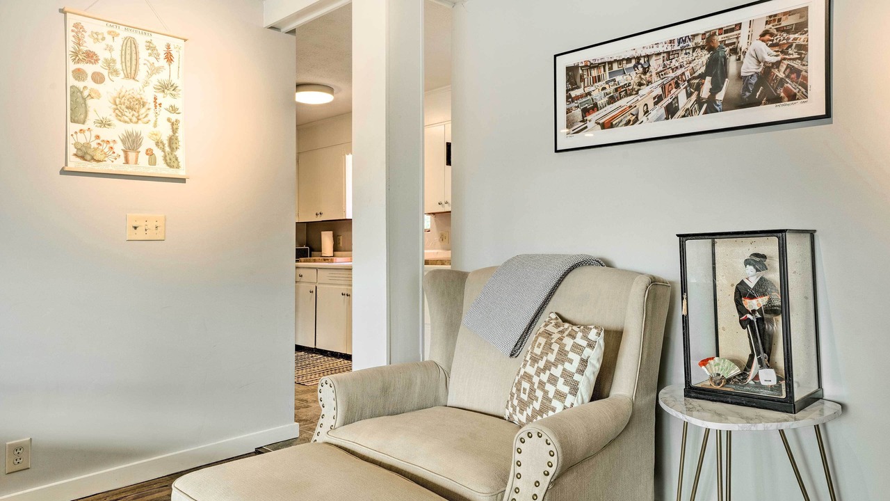 Photo of Livingroom in Royal Pines
