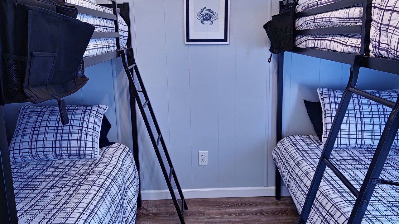 Photo of Bedroom in Sunset Beach