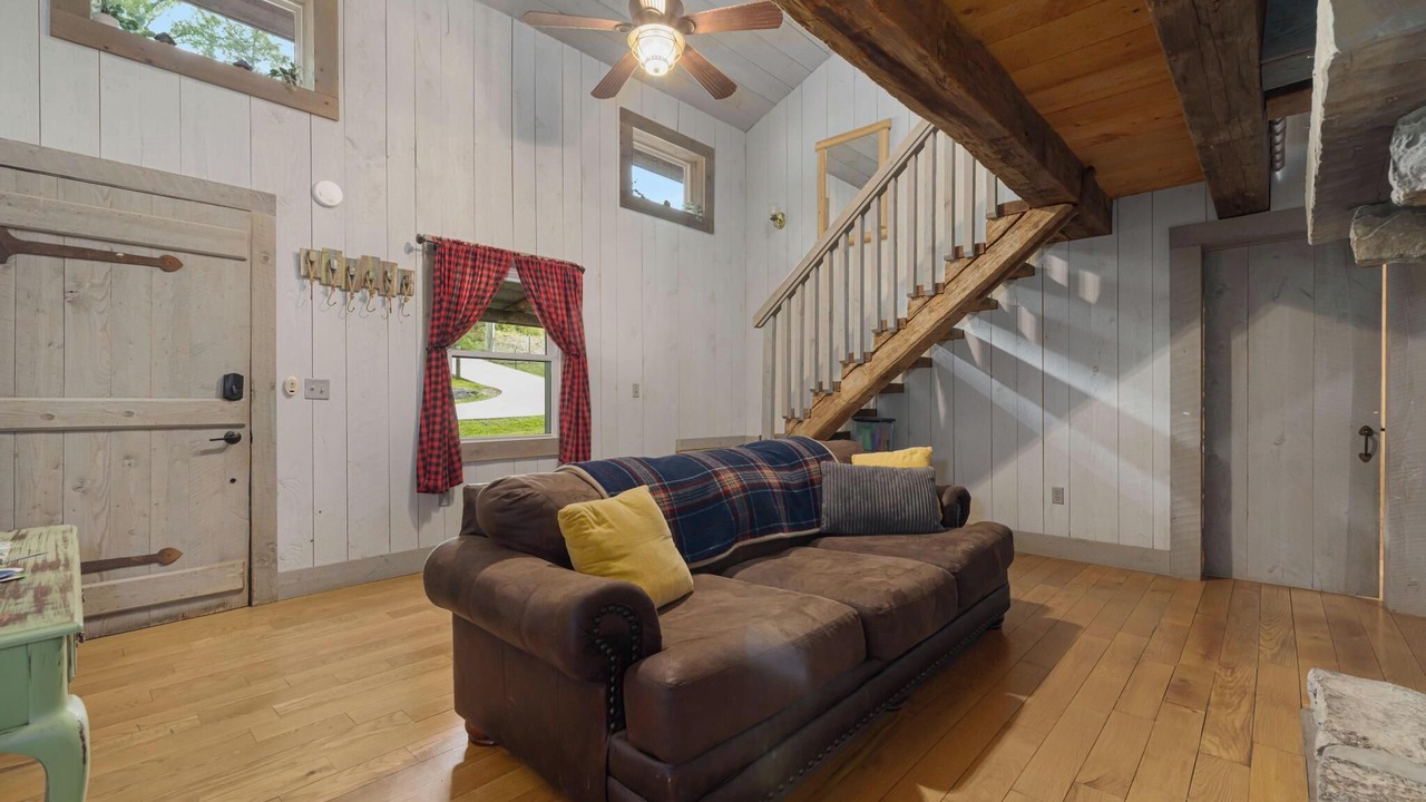 Photo of Bedroom in Bluff City