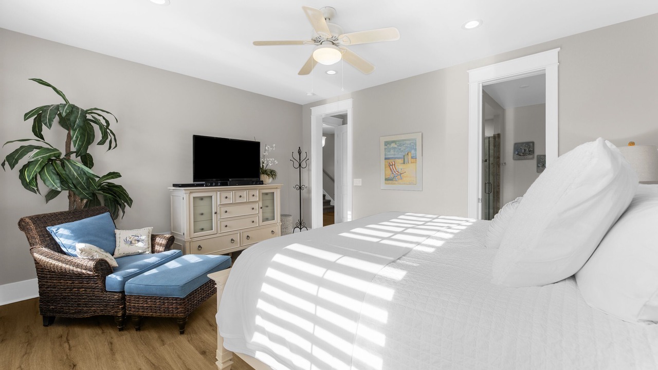 Photo of Bedroom in Windy Hill