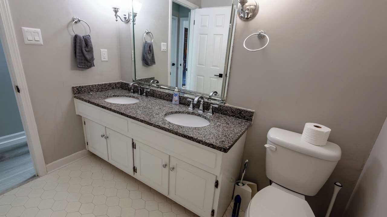 Photo of Bathroom in Ellendale