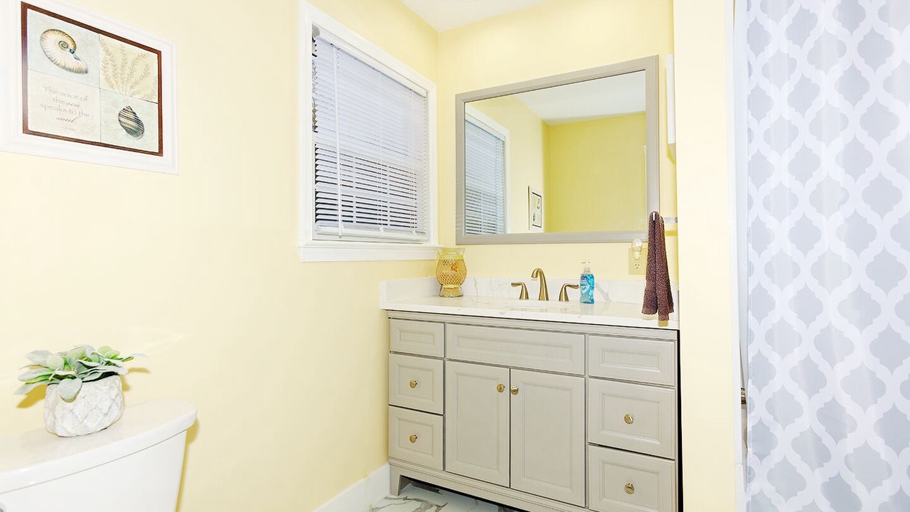 Photo of Bathroom in Claremont