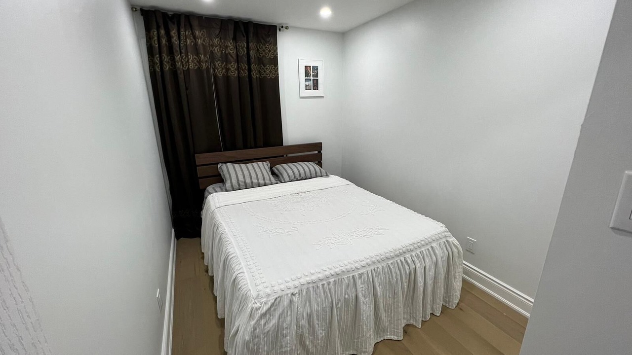 Photo of Bedroom in Mississauga