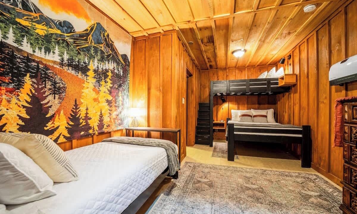 Photo of Bedroom in Sylva