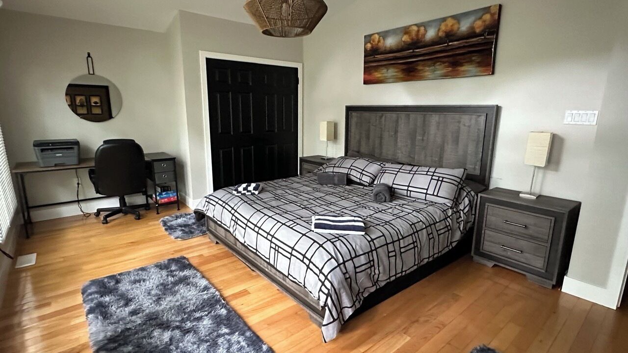Photo of Bedroom in Grand Bend