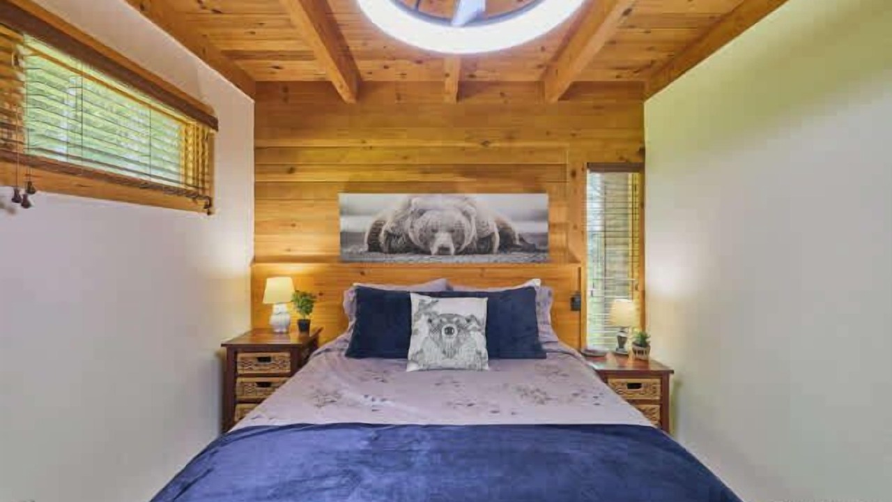 Photo of Bedroom in Pohenegamook
