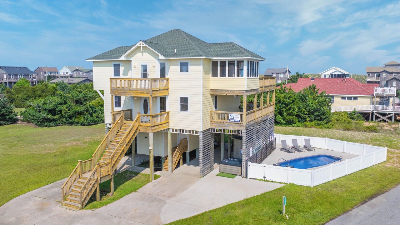Photo of Outdoor in Waves