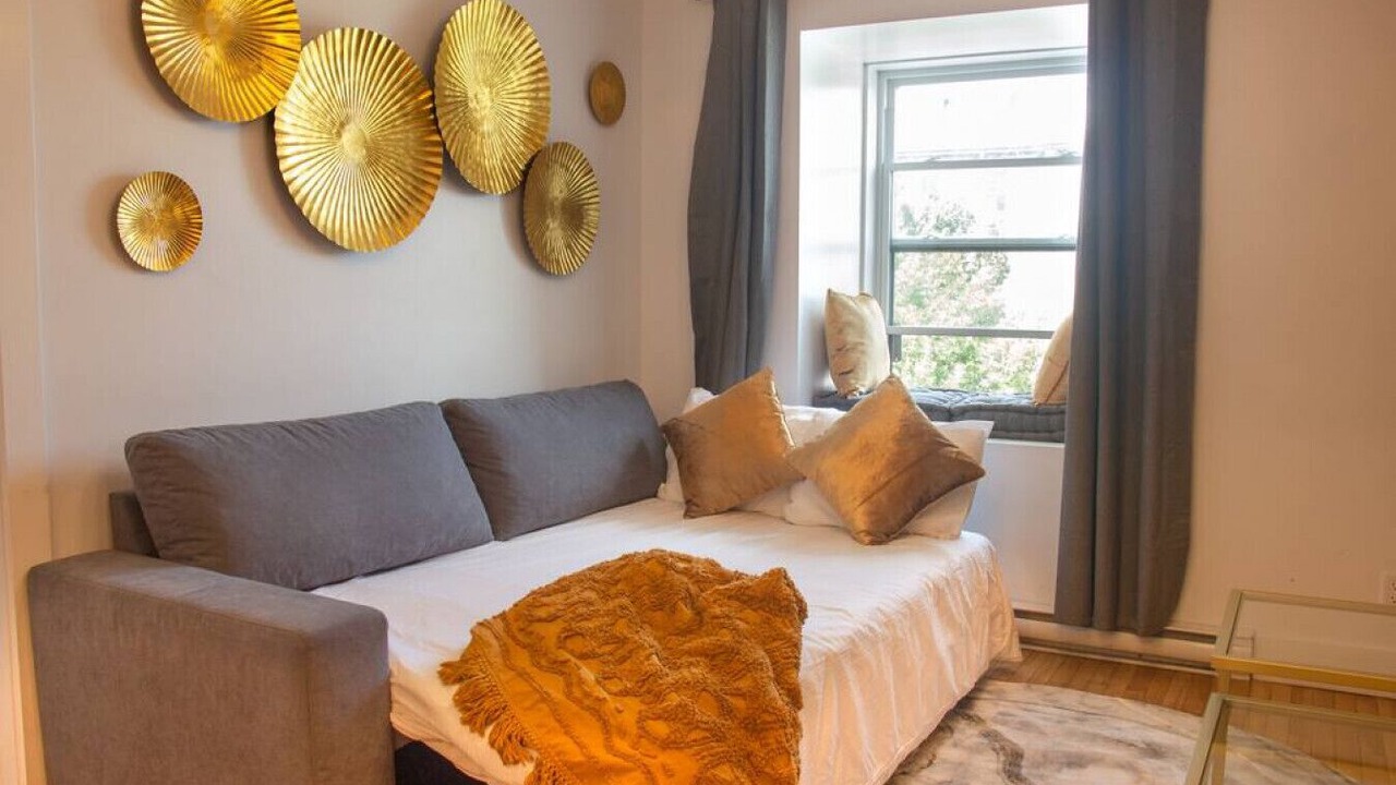 Photo of Bedroom in Plateau Mont Royal
