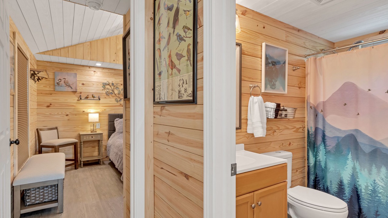 Photo of Bathroom in White County