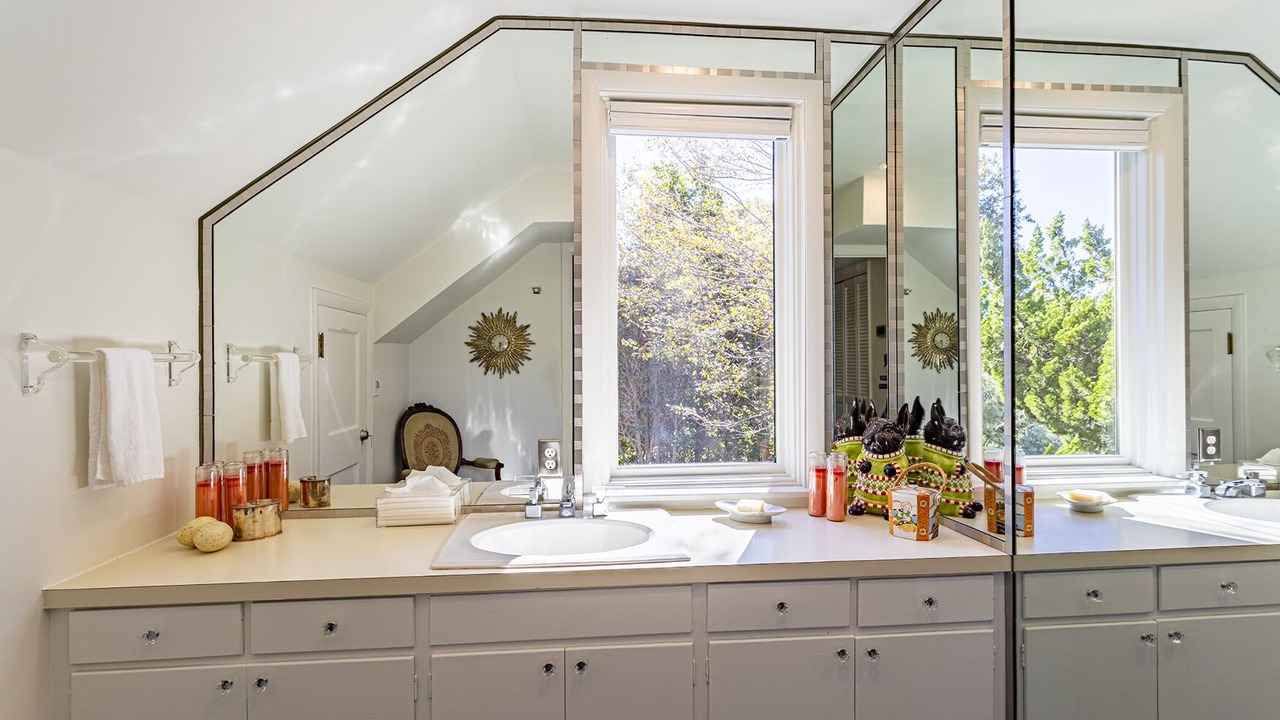 Photo of Bathroom in Wanchese