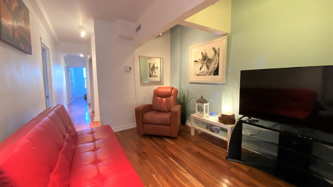 Photo of Livingroom in Plateau Mont Royal