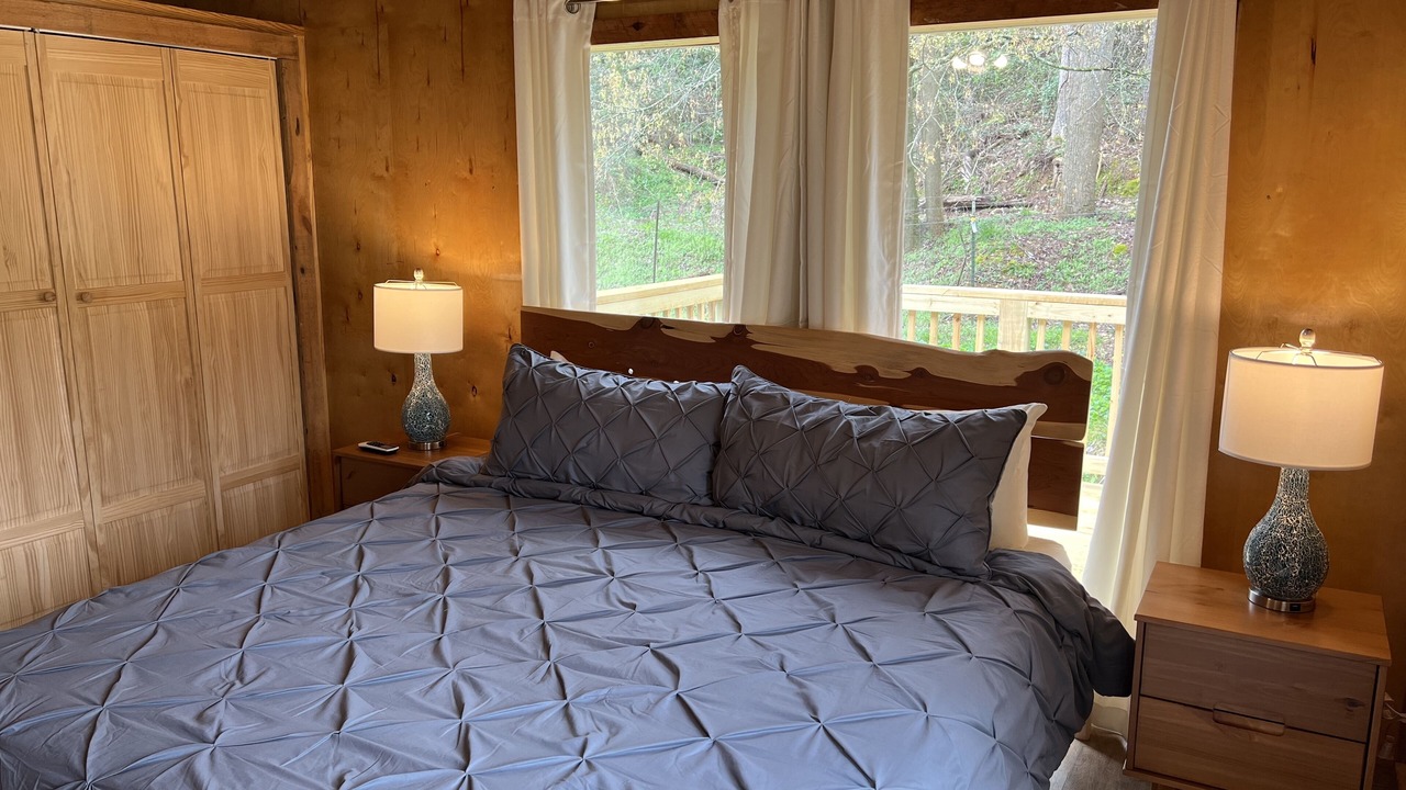 Photo of Bedroom in Ellijay