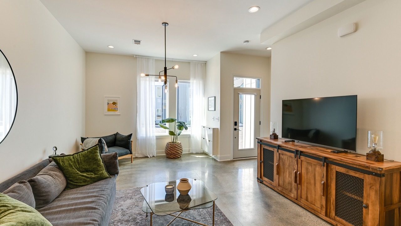Photo of Livingroom in Dickerson Road