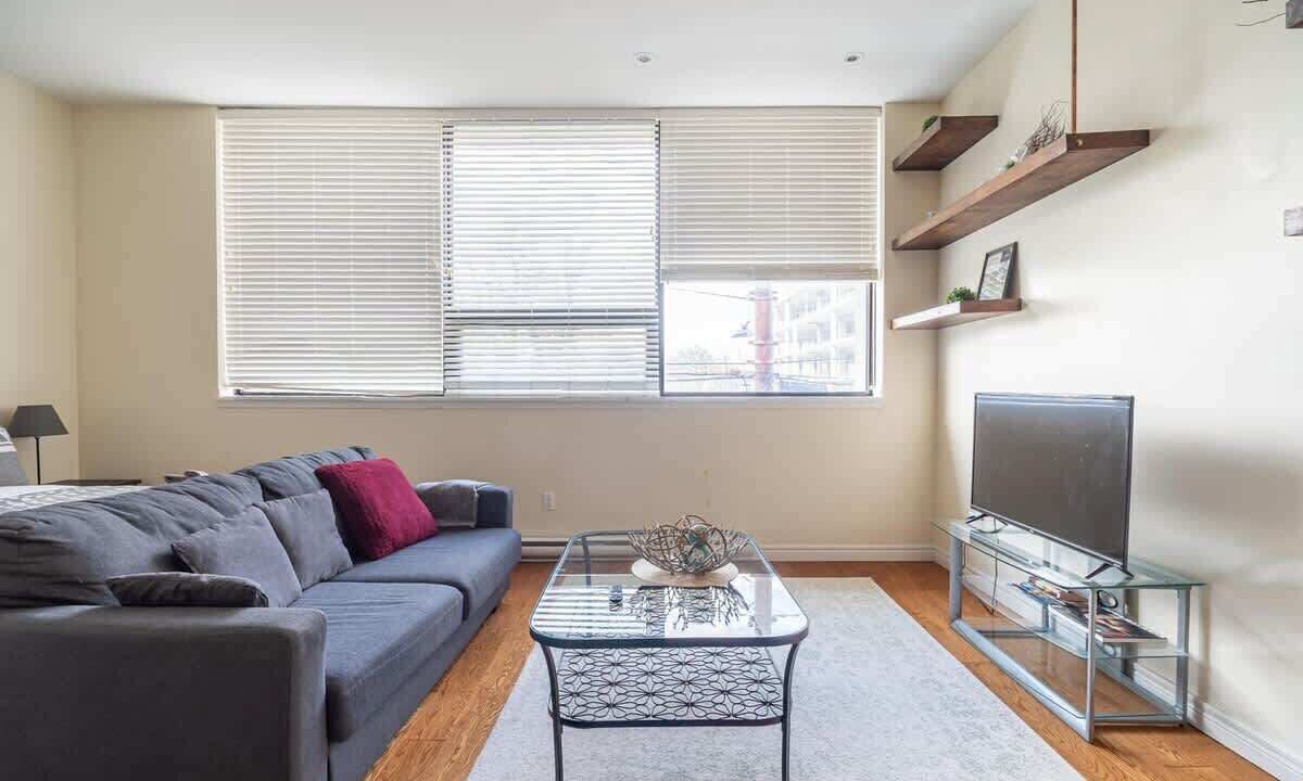 Photo of Livingroom in South End
