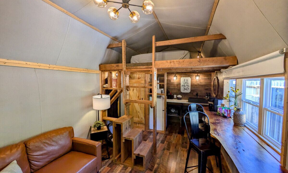 Photo of Livingroom in Newport