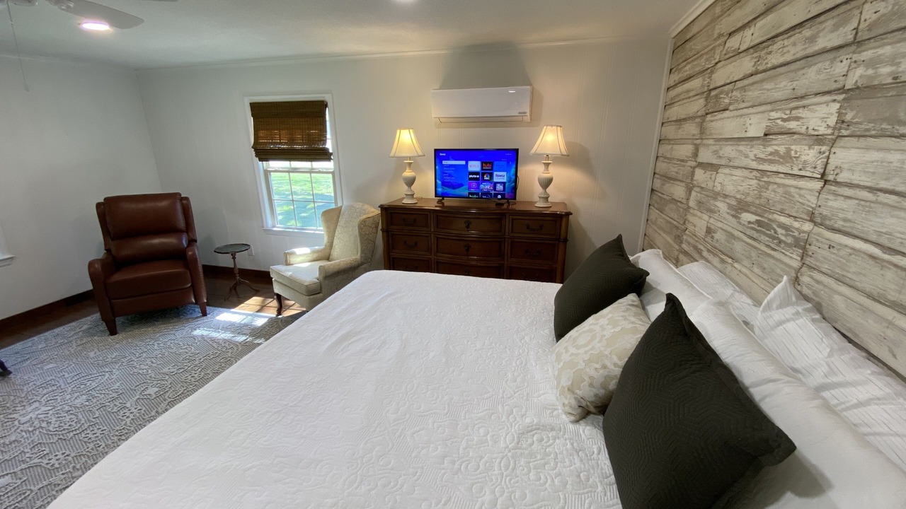 Photo of Bedroom in Roebuck