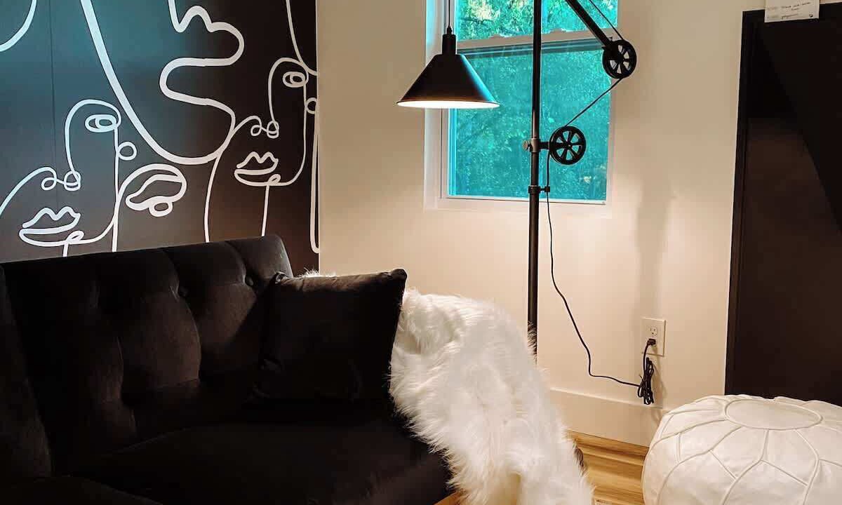 Photo of Livingroom in Matthews