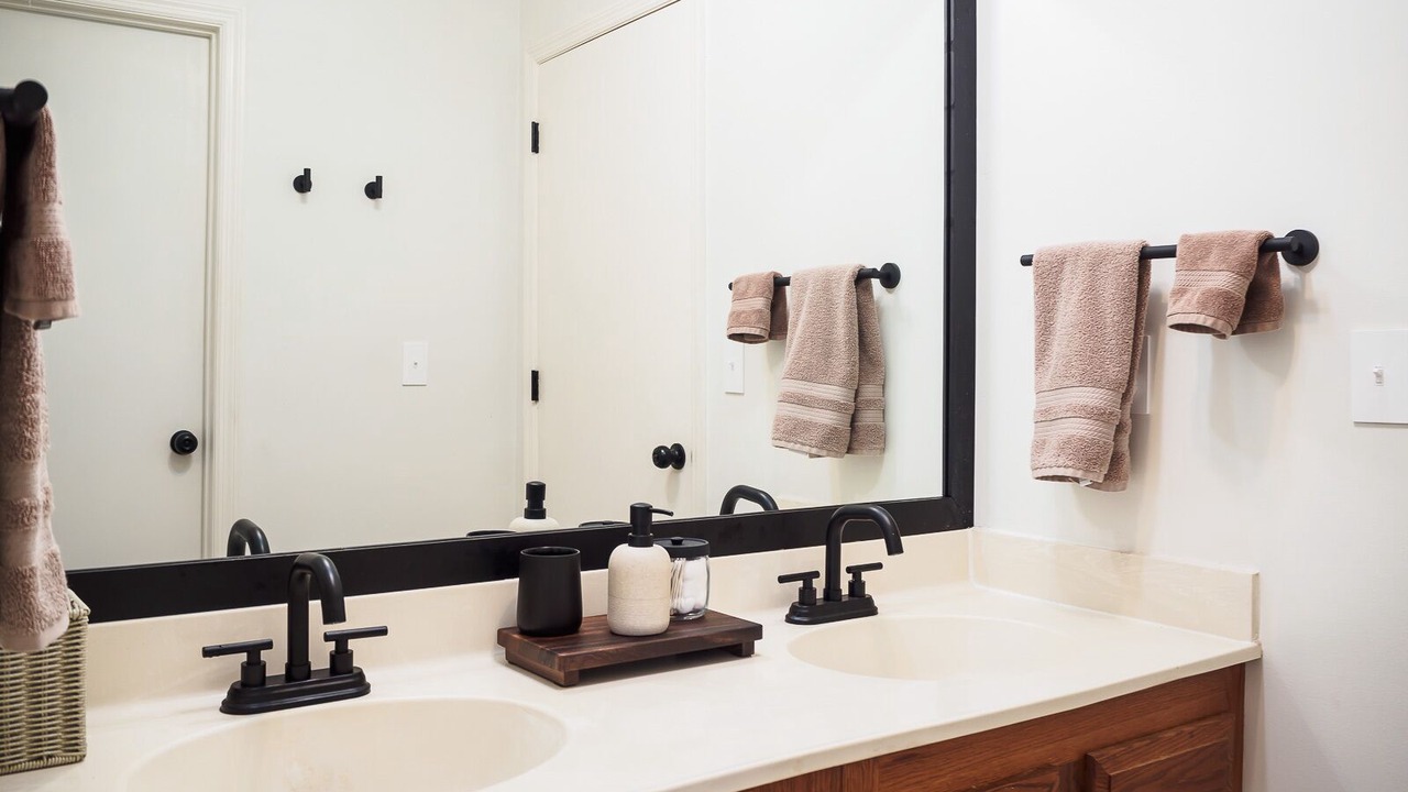Photo of Bathroom in Foxfire