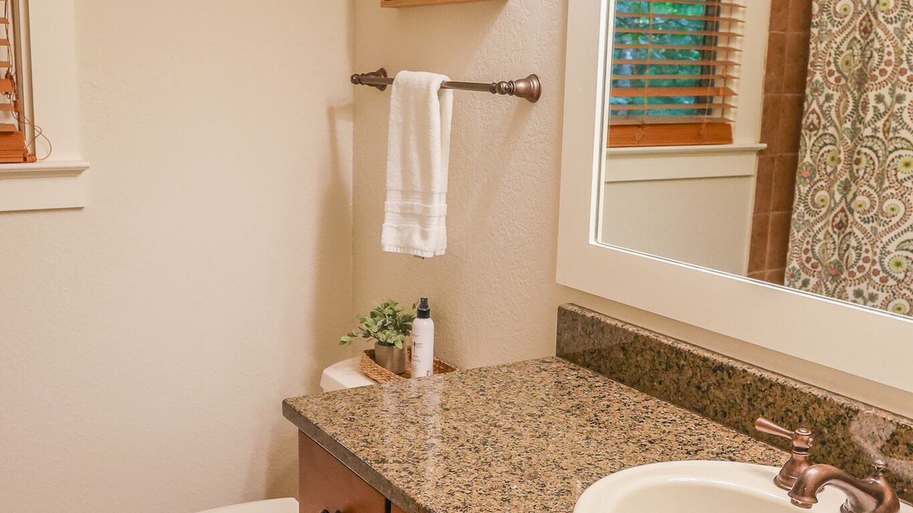 Photo of Bathroom in Bear Lake Reserve