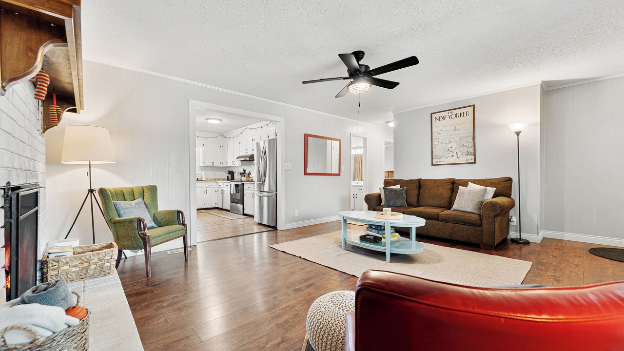 Photo of Livingroom in Dewy Rose