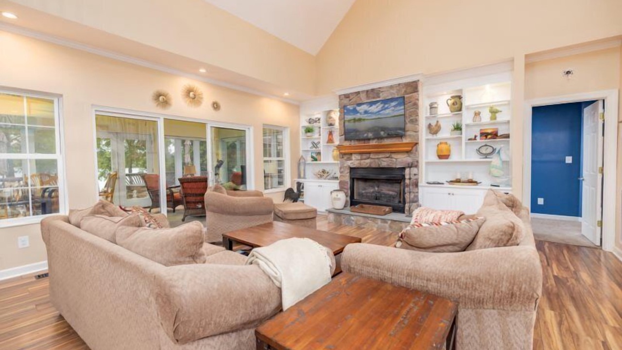Photo of Livingroom in Macon