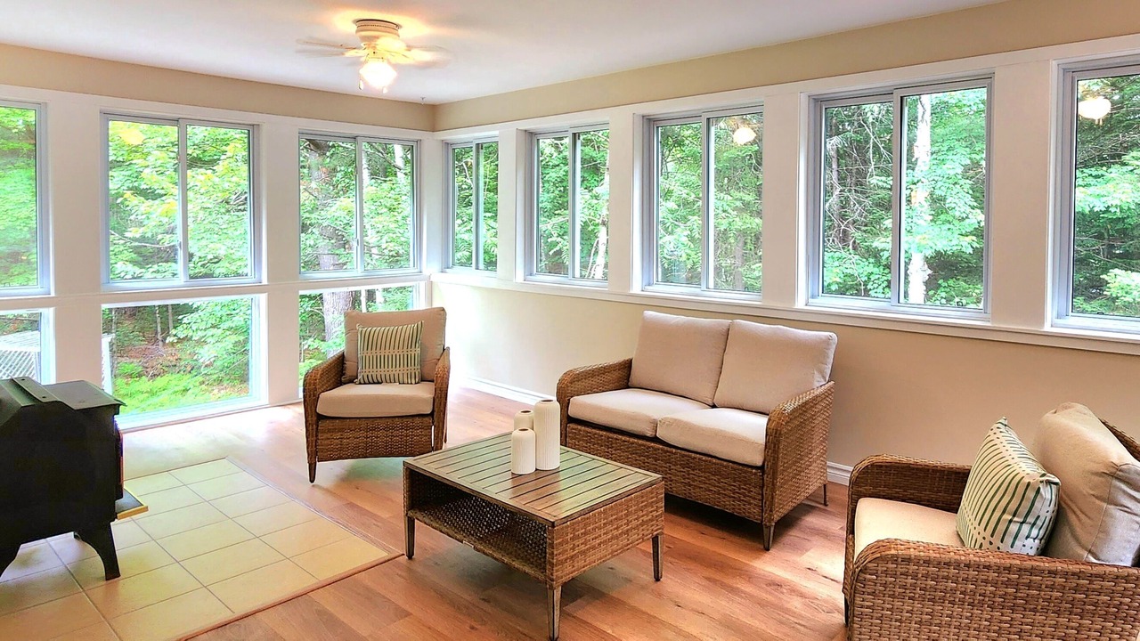 Photo of Livingroom in Bracebridge