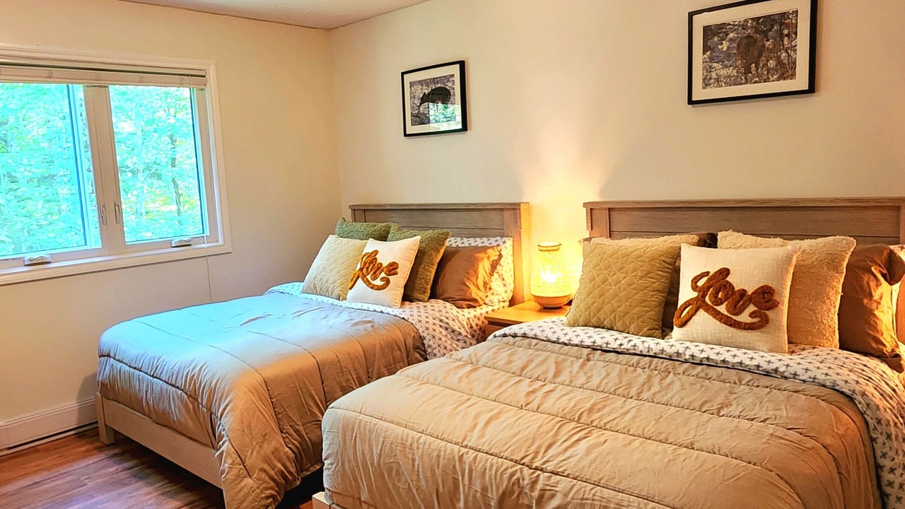 Photo of Bedroom in Bracebridge