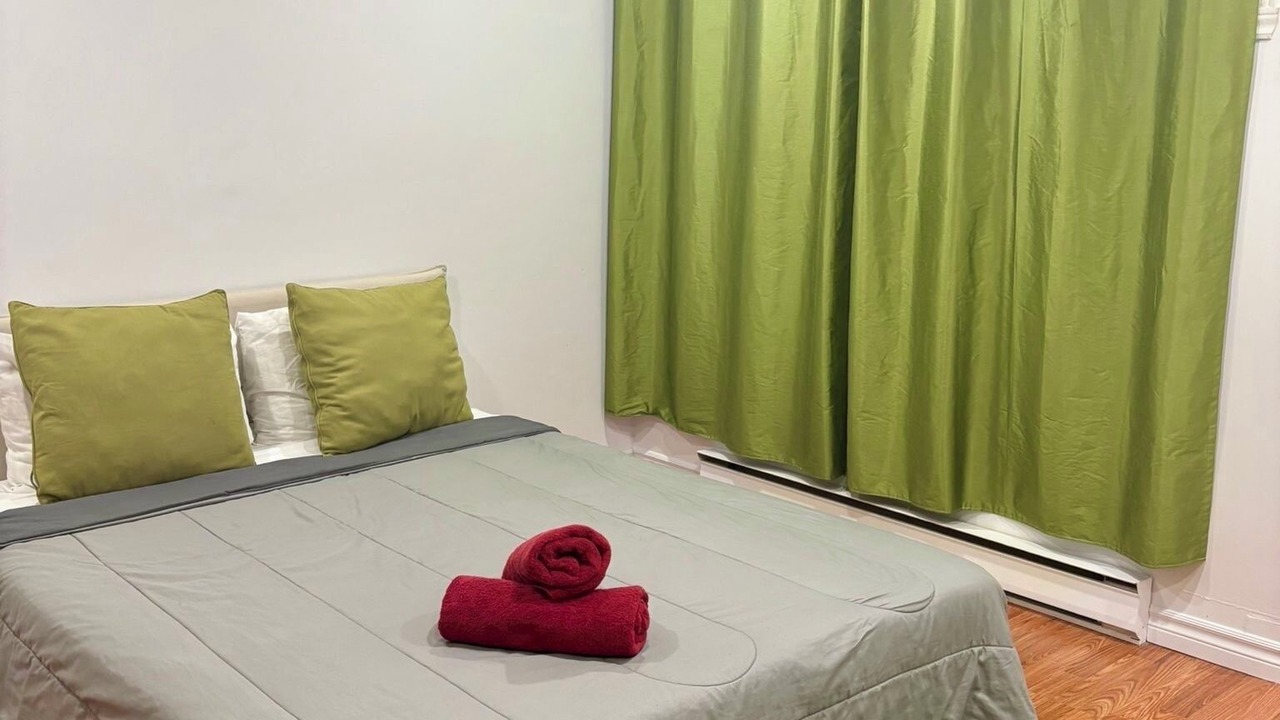 Photo of Bedroom in Laval